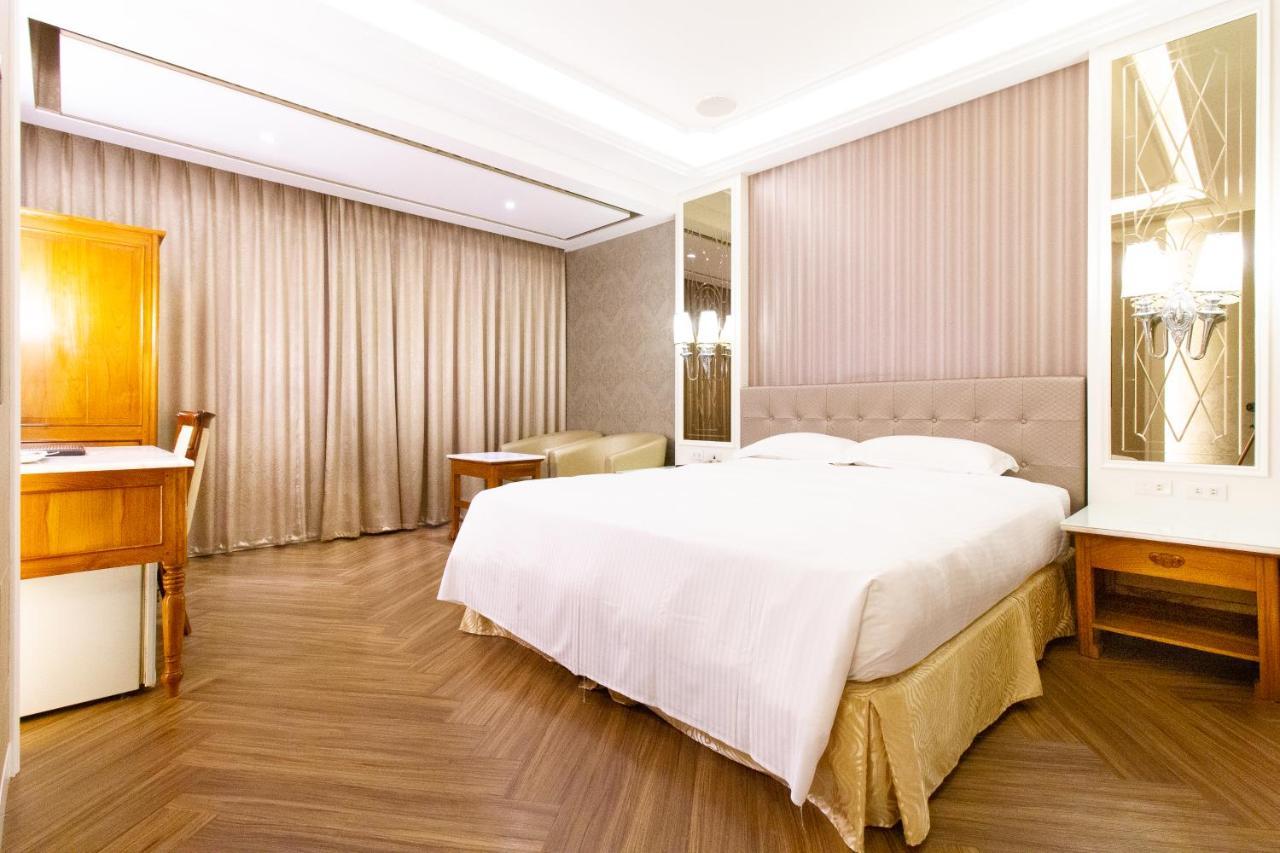 Daniel Motel Xinying Luaran gambar