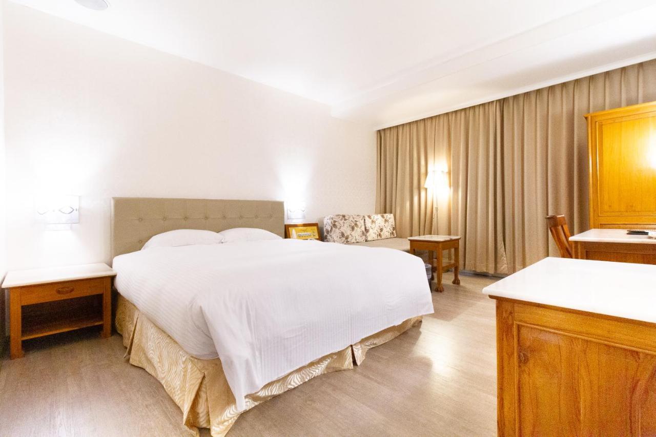 Daniel Motel Xinying Luaran gambar