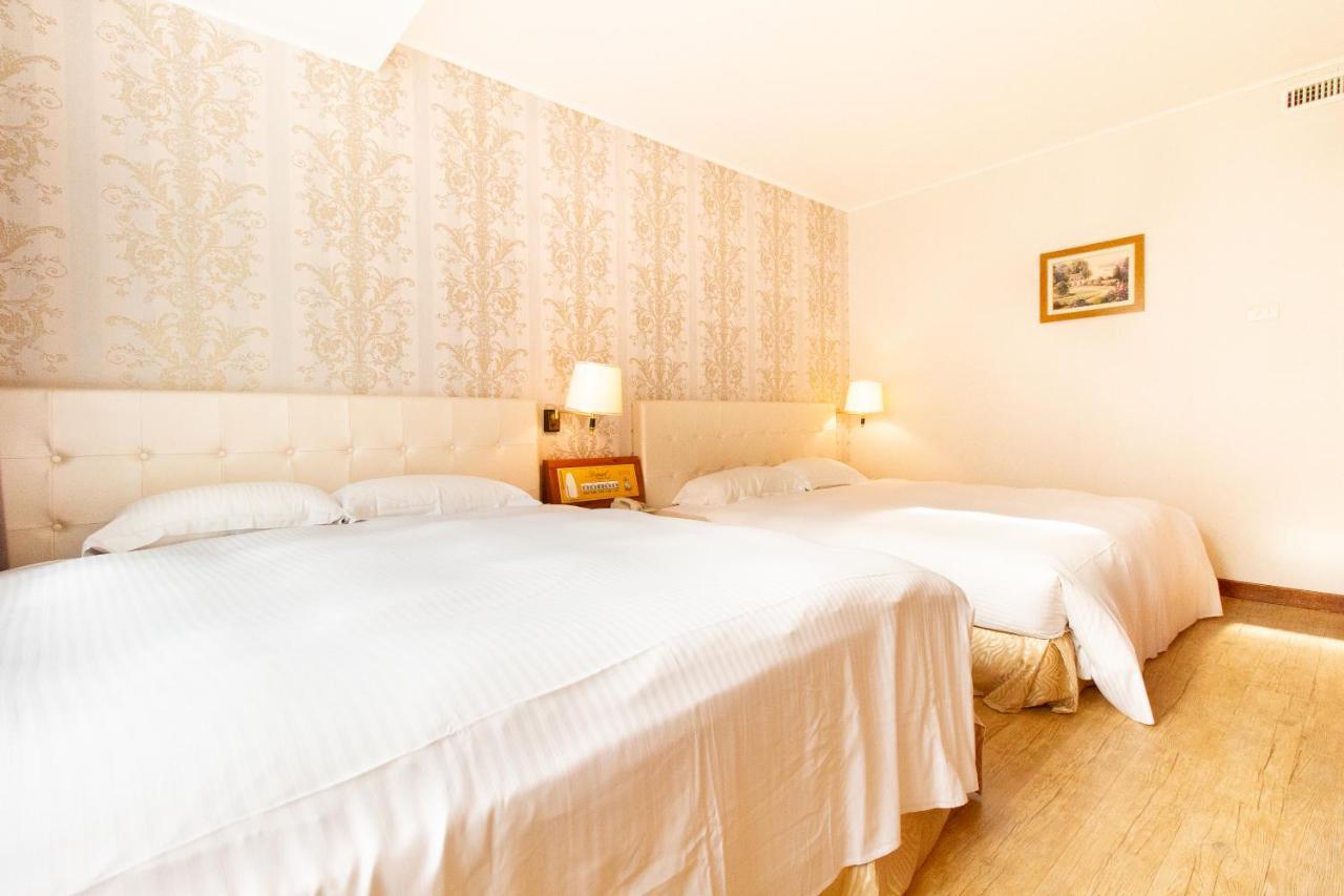 Daniel Motel Xinying Luaran gambar