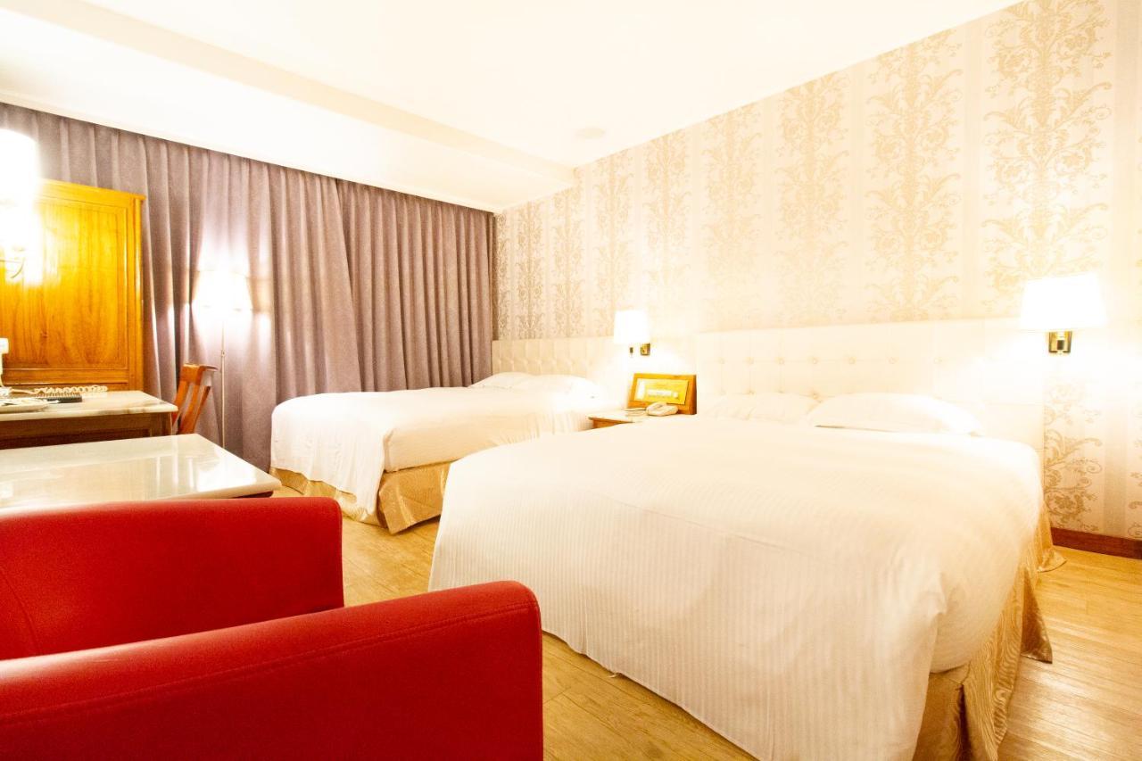 Daniel Motel Xinying Luaran gambar